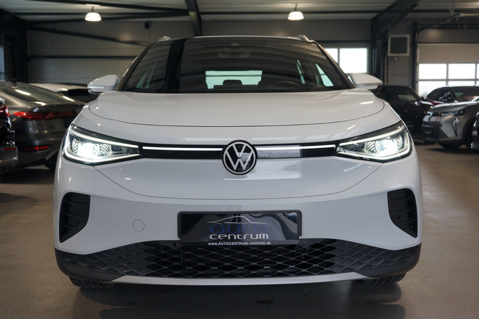 Hvid VW ID.4 fra 2024