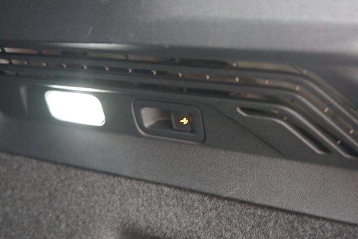 Hvid VW ID.4 fra 2024