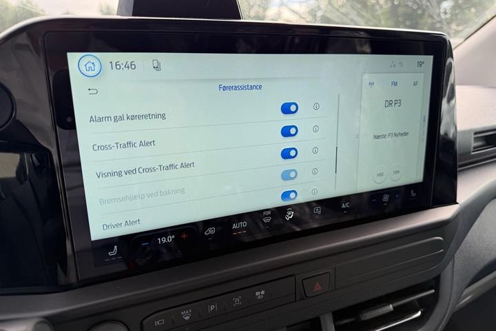 Grå Ford E-Transit Custom 340 L2 fra 2026