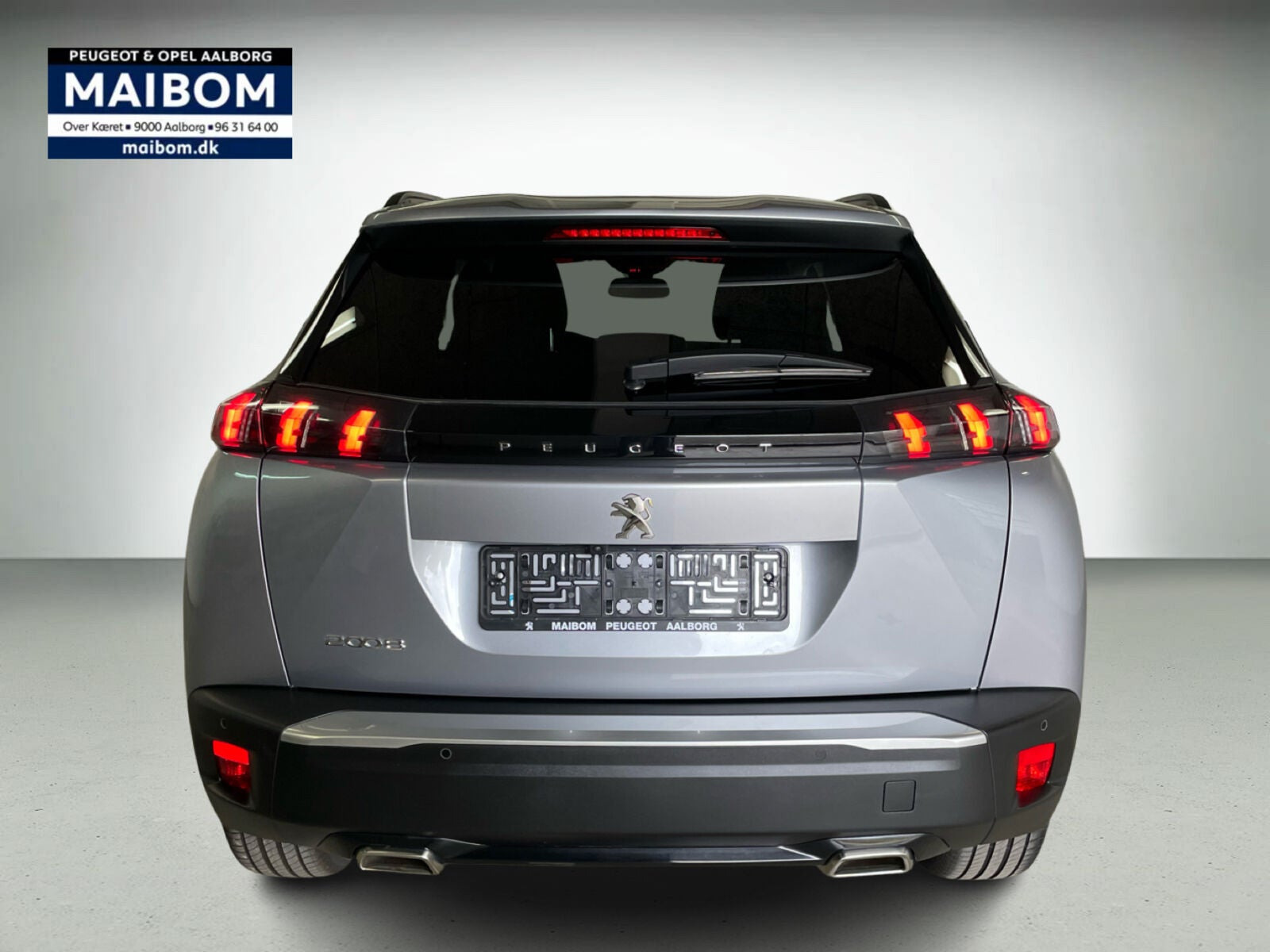 Sølv Peugeot 2008 fra 2022