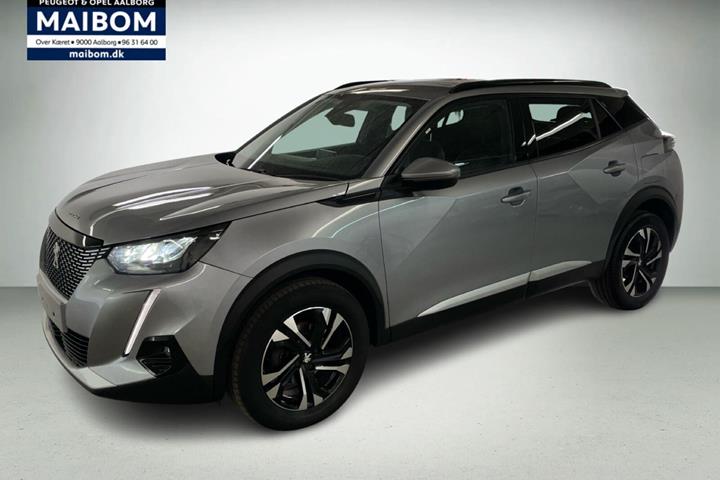 Sølv Peugeot 2008 fra 2022