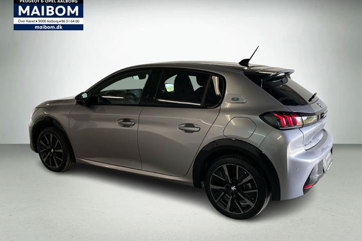 Sølv Peugeot e-208 fra 2023