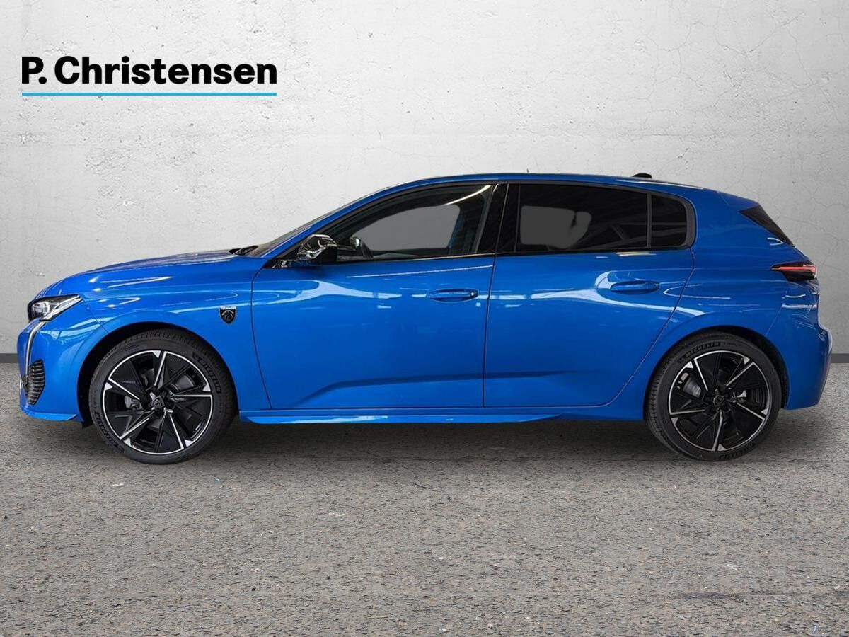 Blå Peugeot E-308 fra 2023
