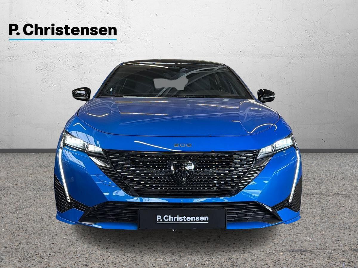 Blå Peugeot E-308 fra 2023