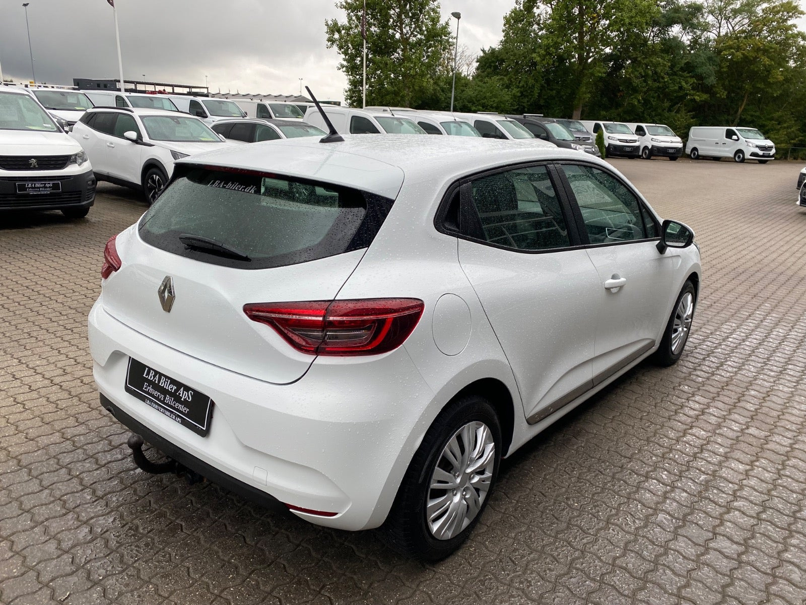 Hvid Renault Clio V fra 2021