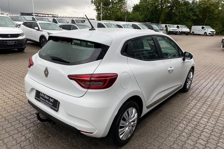 Hvid Renault Clio V fra 2021