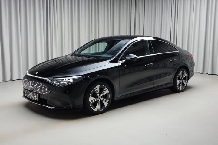 Sort Mercedes CLA250+ fra 2025