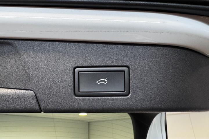Hvid VW ID.5 fra 2024