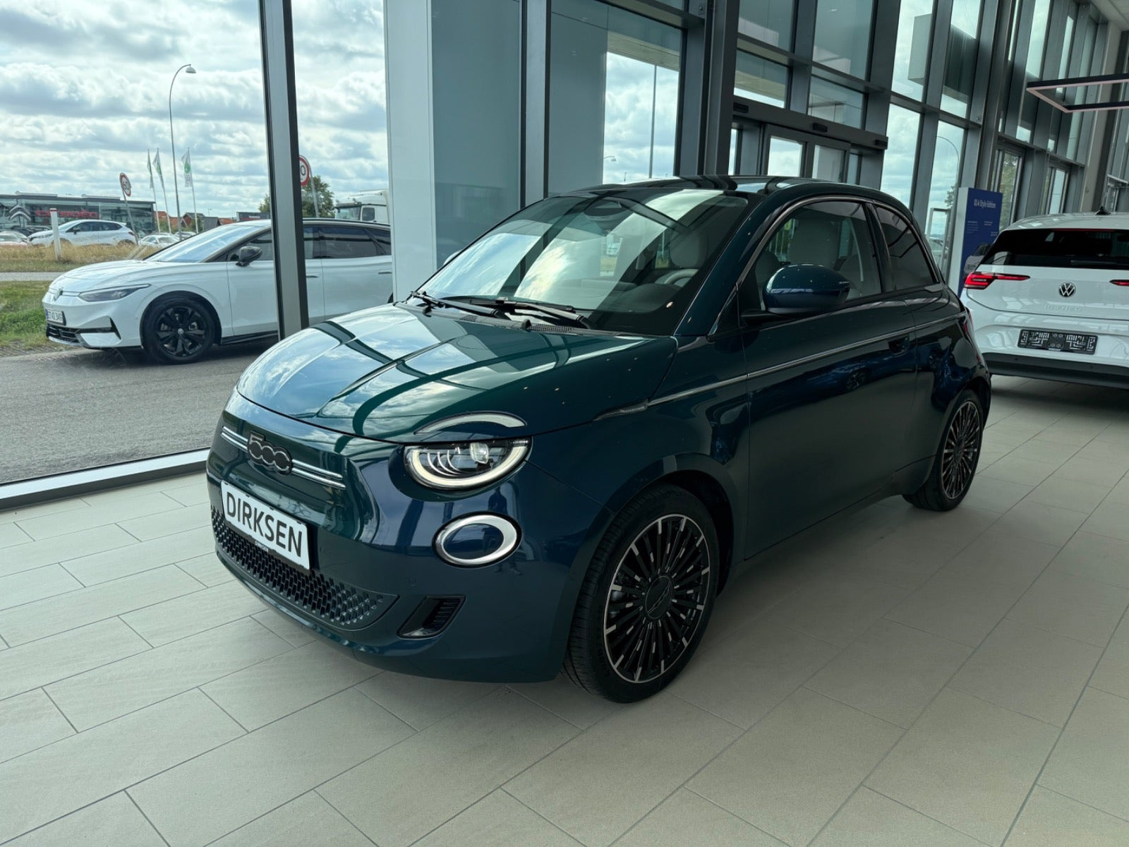 Fiat 500e 42 la Prima by Bocelli