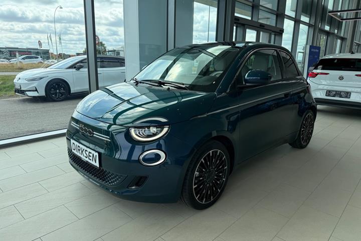 Grøn Fiat 500e fra 2023