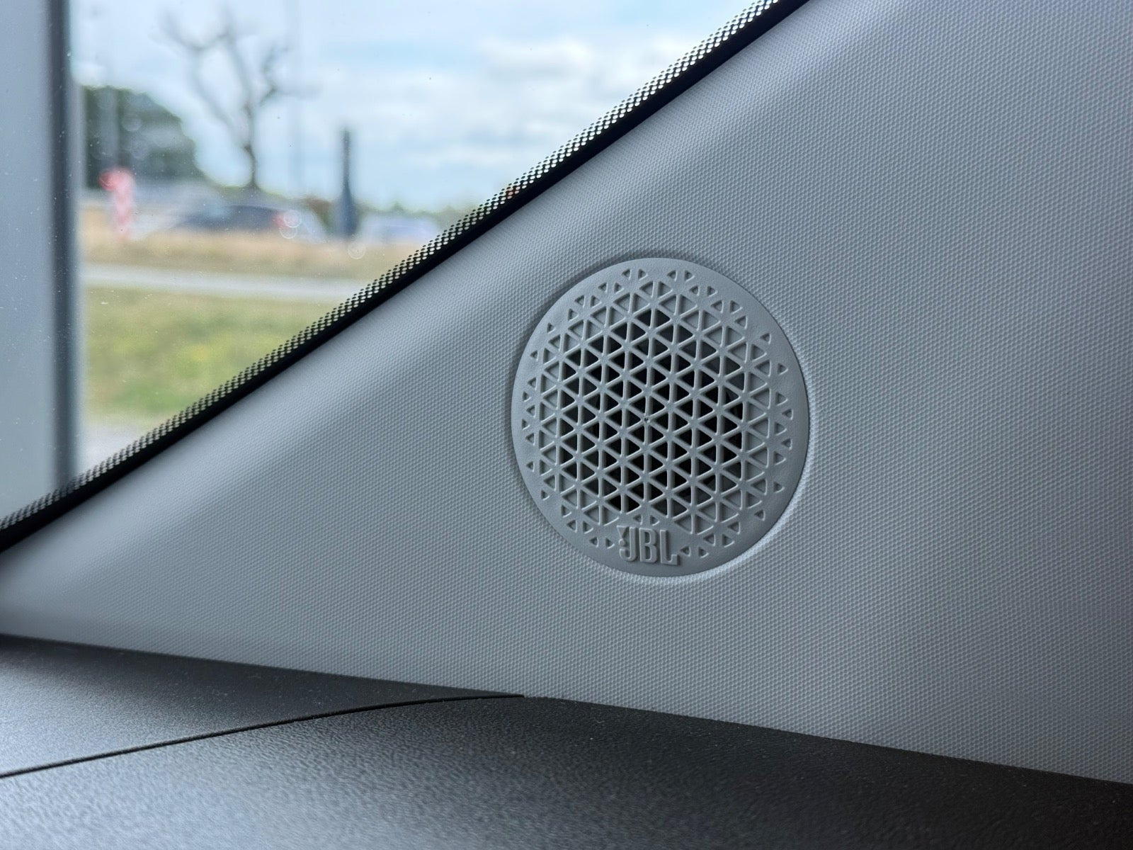 Grøn Fiat 500e fra 2023