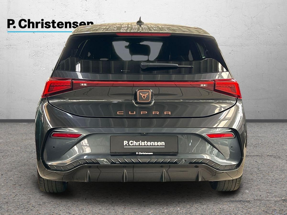 Sort Cupra Born fra 2023