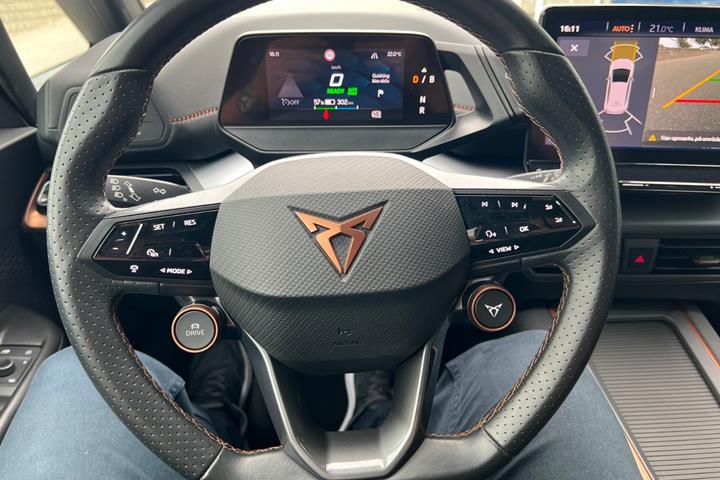 Sort Cupra Born fra 2023
