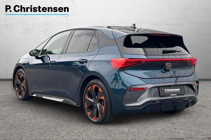 Blå Cupra Born fra 2023
