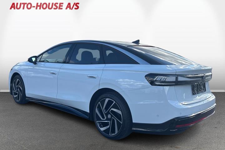 Hvid VW ID.7 fra 2025