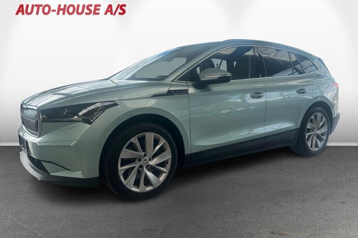 Blå Skoda Enyaq fra 2022