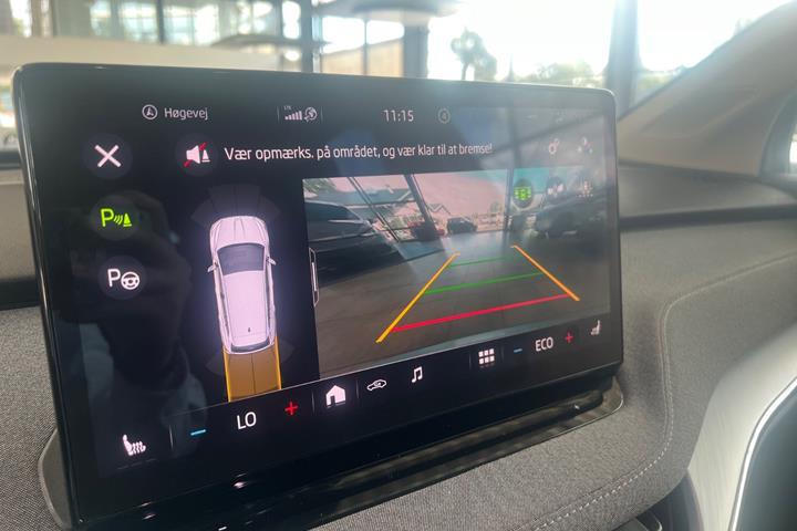 Blå Skoda Enyaq fra 2022