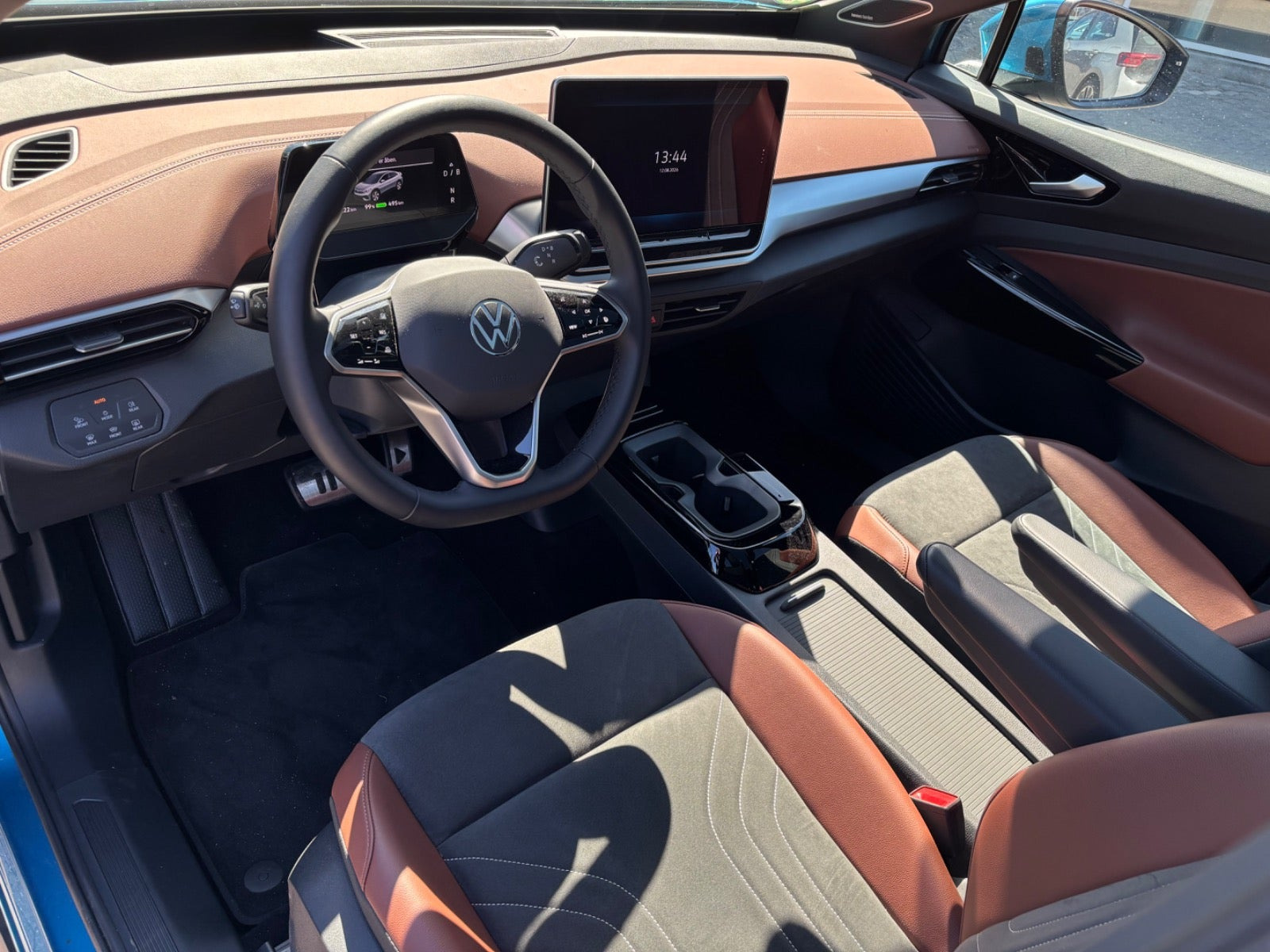 Blå VW ID.5 fra 2025