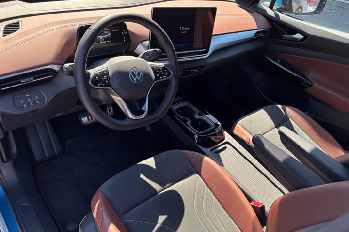 Blå VW ID.5 fra 2025