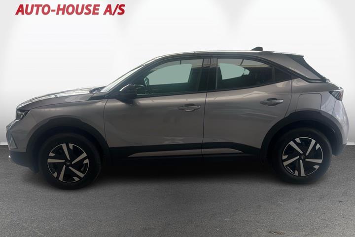 Sølv Opel Mokka-e fra 2025