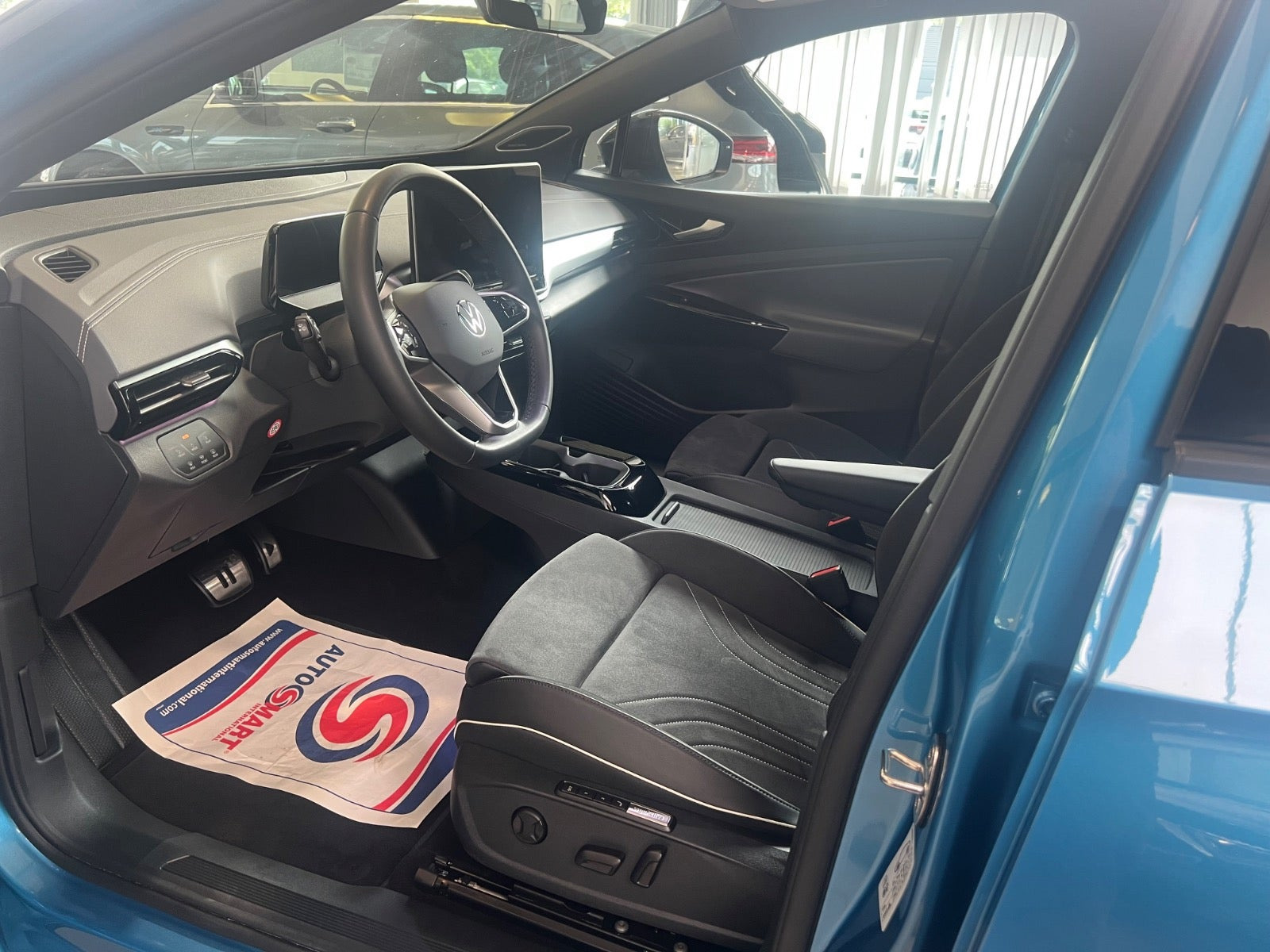Blå VW ID.4 fra 2025