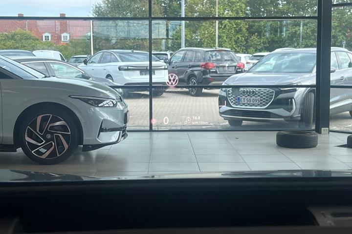 Blå VW ID.4 fra 2025