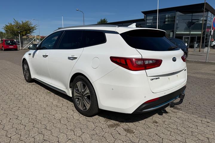 Hvid Kia Optima fra 2017