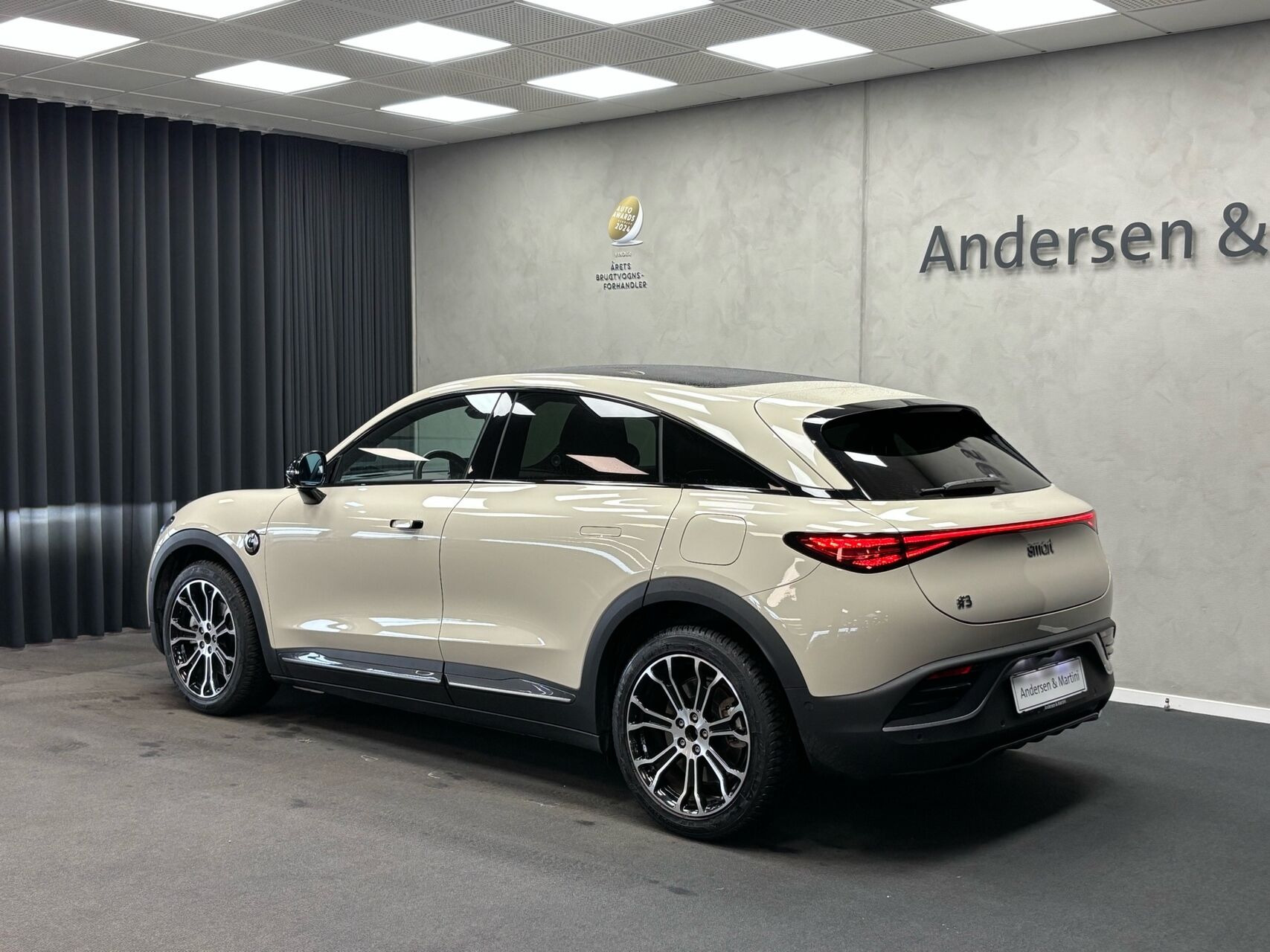Beige Smart #3 fra 2024