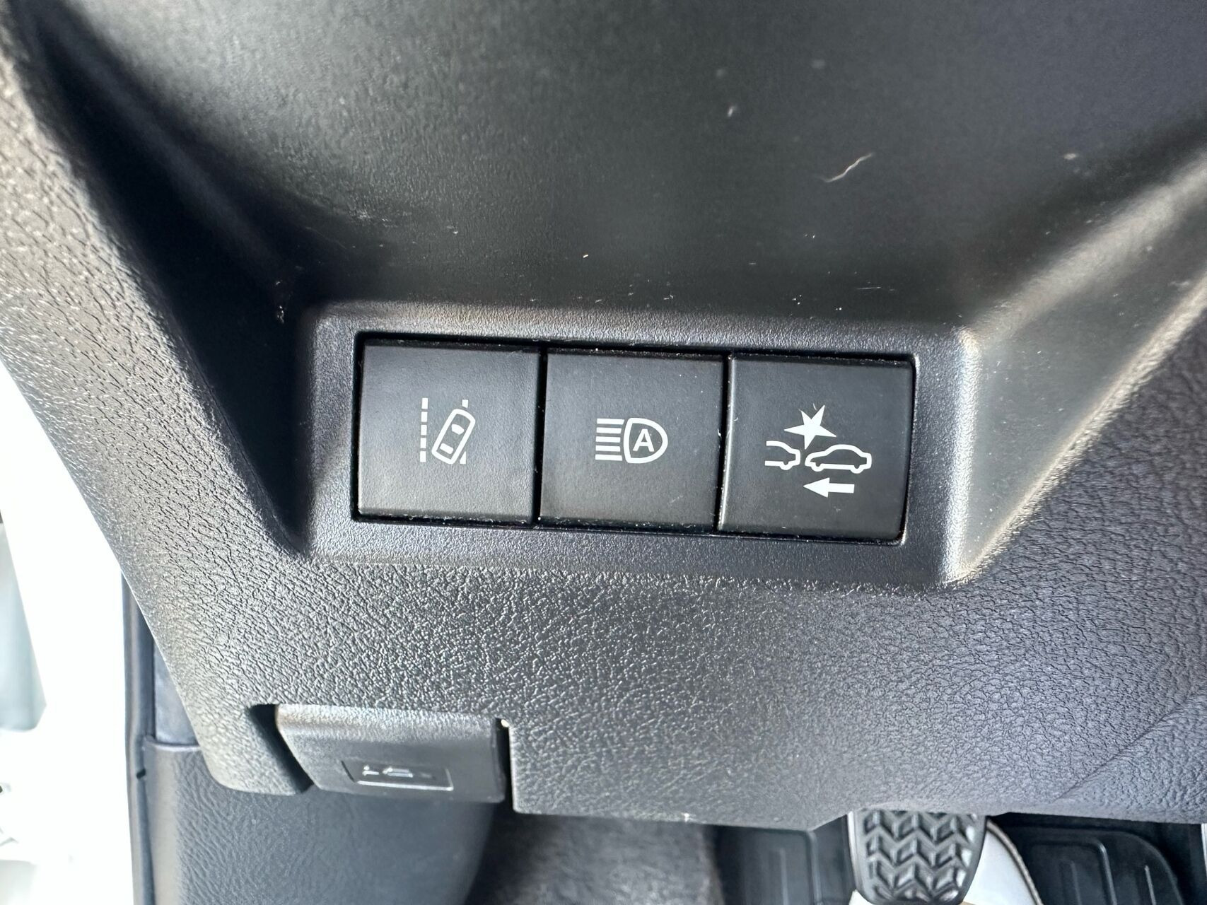 Hvid Toyota Yaris fra 2019