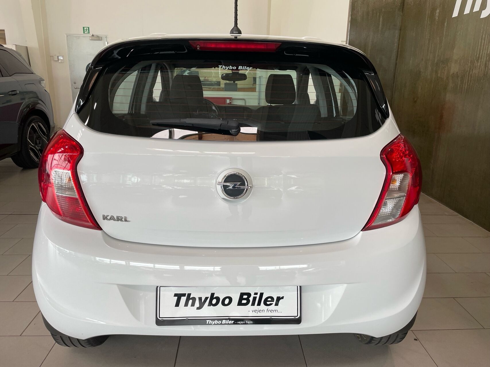 Hvid Opel Karl fra 2018