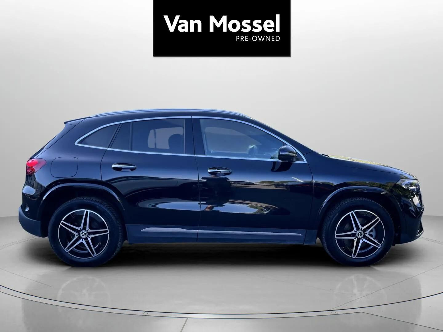 Sort Mercedes EQA 250+ fra 2025