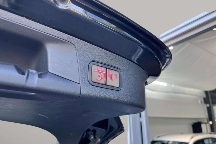 Sort Mercedes EQA 250+ fra 2025