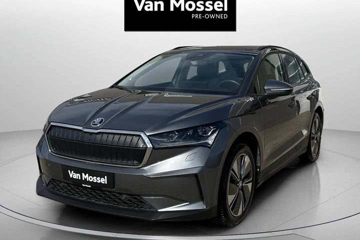 Grå Skoda Enyaq fra 2023