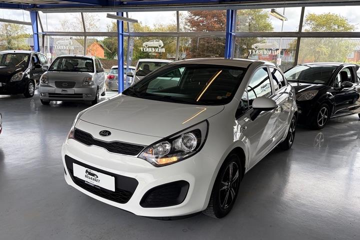 undefined Kia Rio fra 2015
