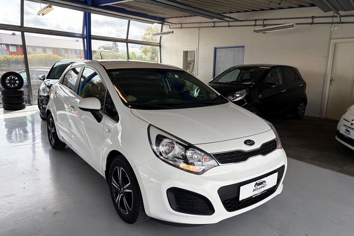 undefined Kia Rio fra 2015