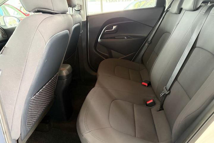 undefined Kia Rio fra 2015