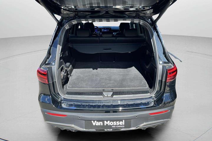 Sort Mercedes EQB 250+ fra 2025