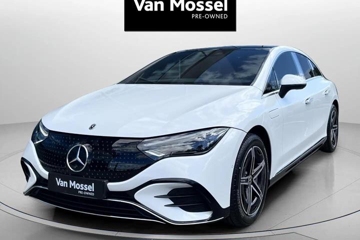 Hvid Mercedes EQE 350+ fra 2024