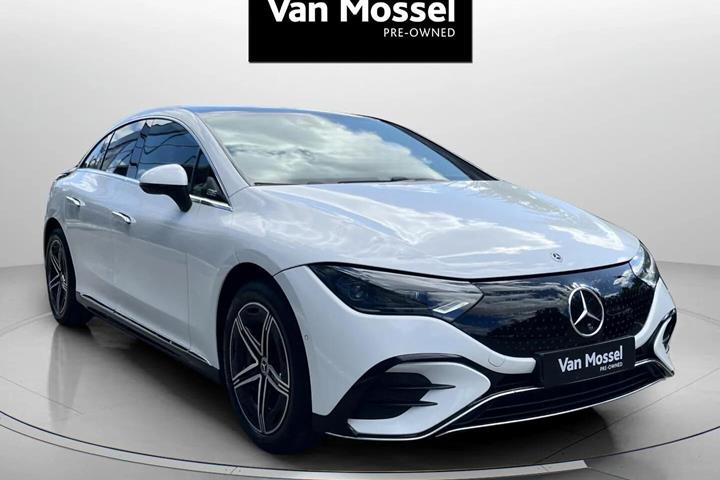 Hvid Mercedes EQE 350+ fra 2024