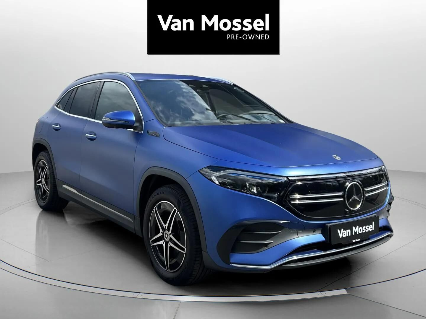 Sort Mercedes EQA 350 fra 2022