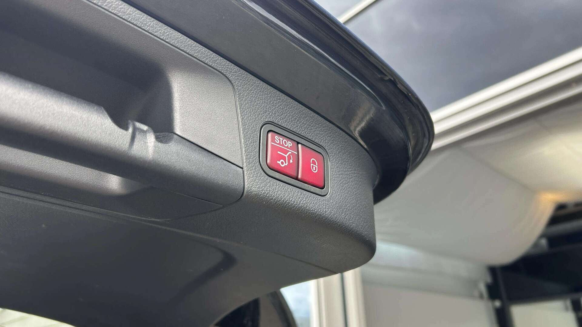 Sort Mercedes EQA 350 fra 2022