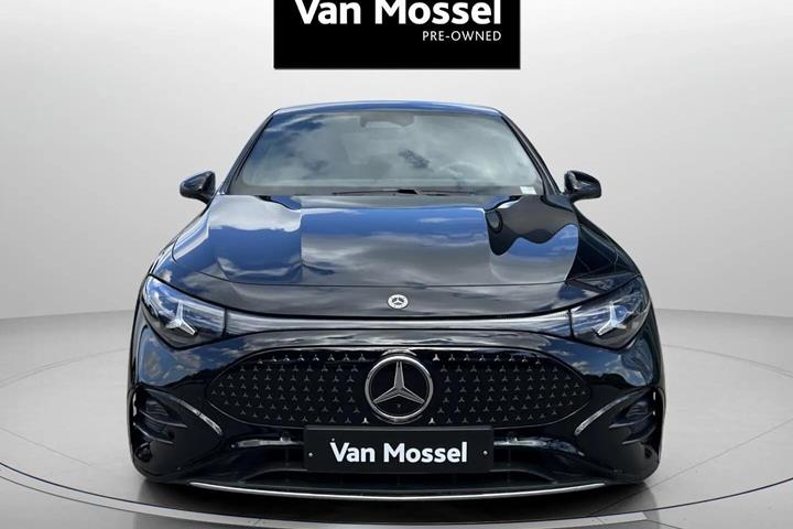 Sort Mercedes CLA250+ fra 2025