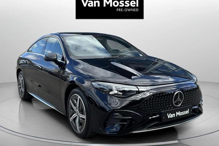 Sort Mercedes CLA250+ fra 2025