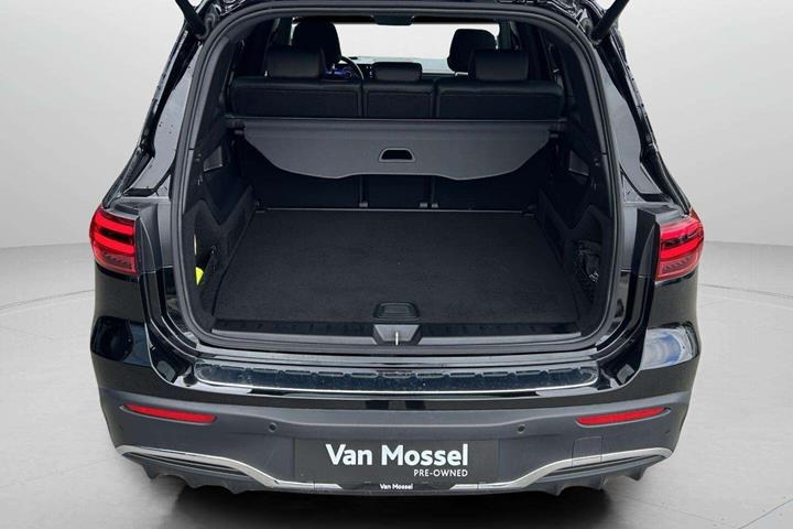Sort Mercedes EQB 250+ fra 2025