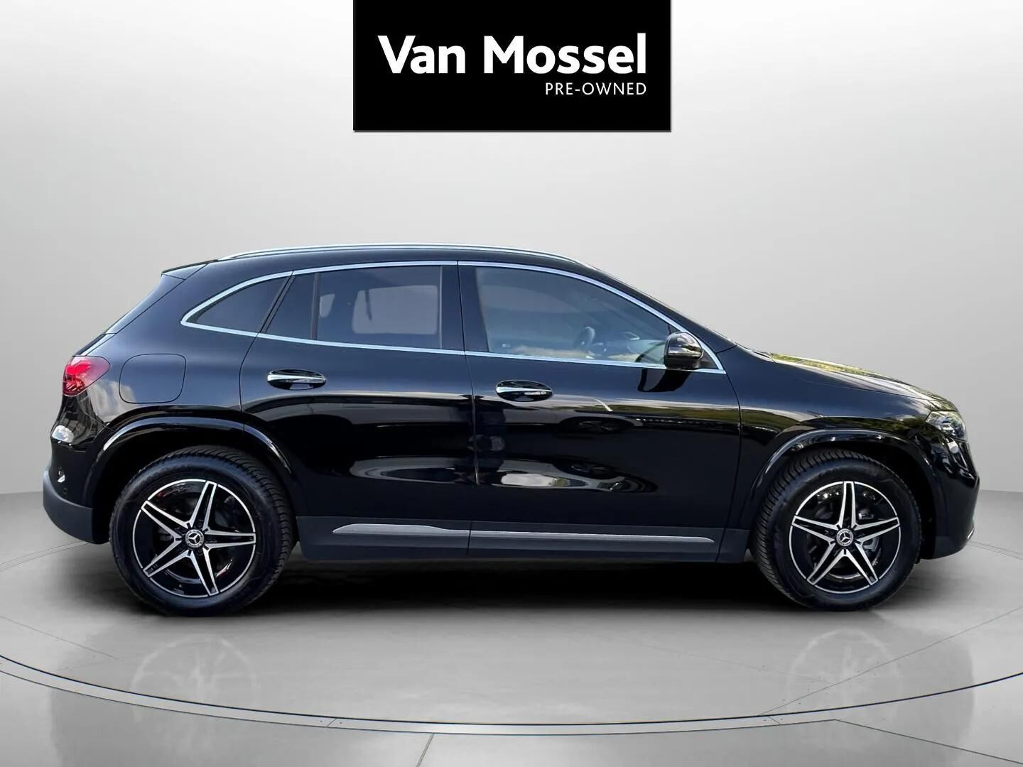 Sort Mercedes EQA 250+ fra 2025