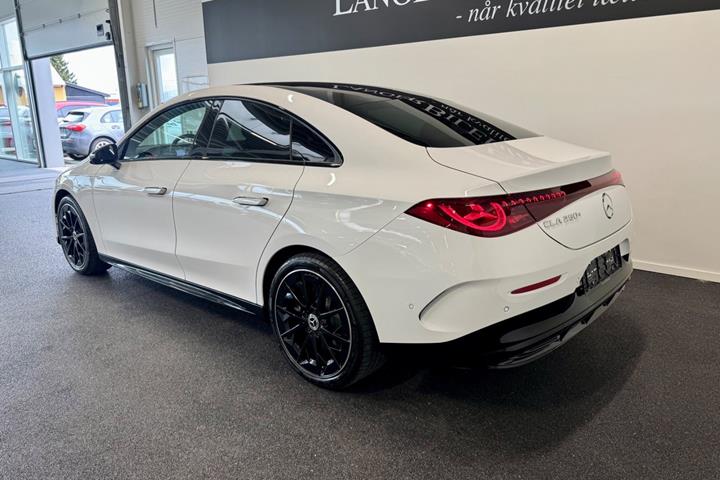 Hvid Mercedes CLA250+ fra 2026