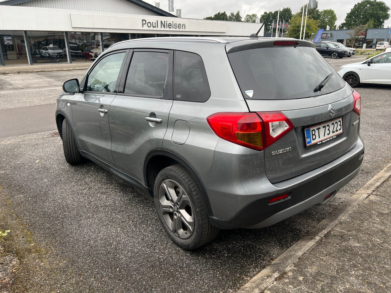 Grøn Suzuki Vitara fra 2015