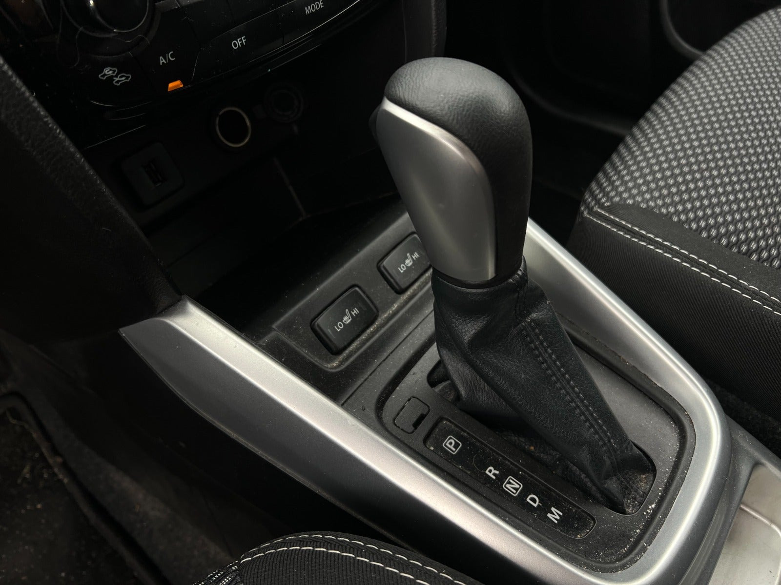 Grøn Suzuki Vitara fra 2015