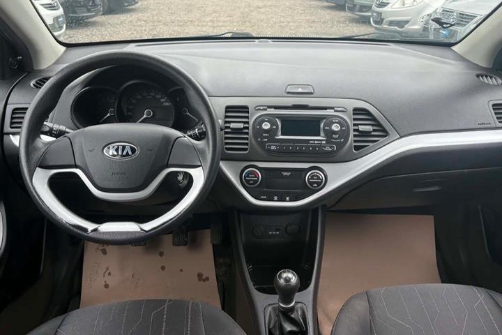 Sort Kia Picanto fra 2014