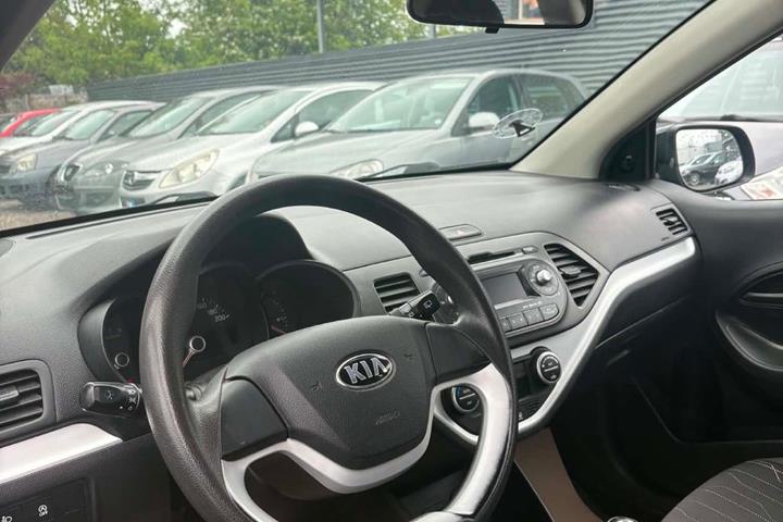 Sort Kia Picanto fra 2014